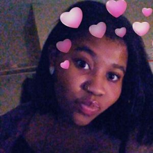 Meet your Posher, Liz